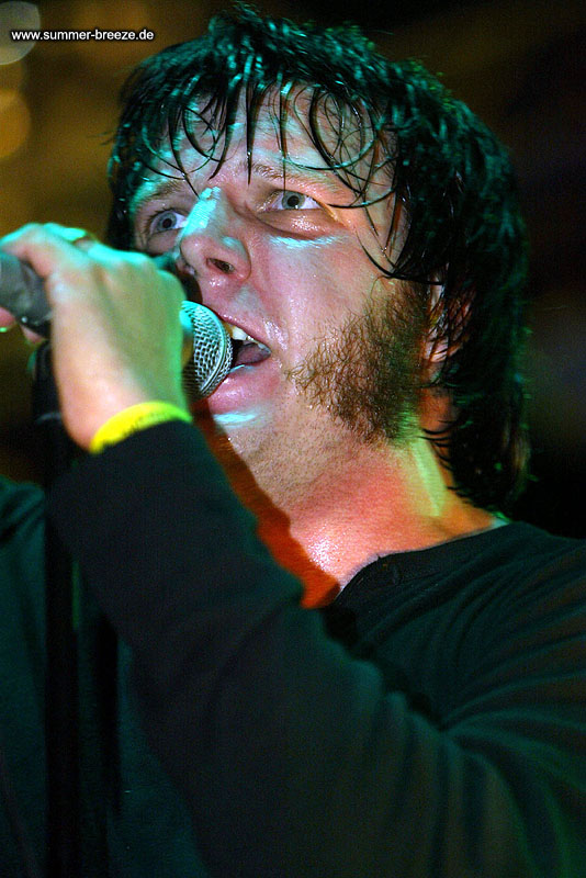 Bild eines Mitglieds der Band The Crown beim Live Auftritt auf dem SUMMER BREEZE 2003.